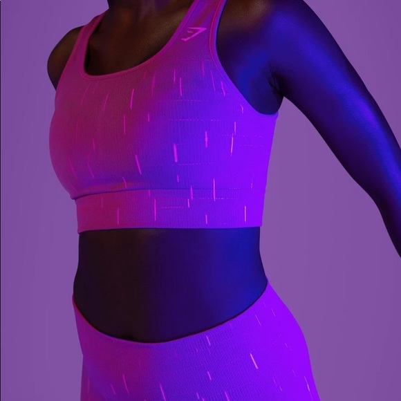 Gymshark Sports Bra - Picture 3 of 7